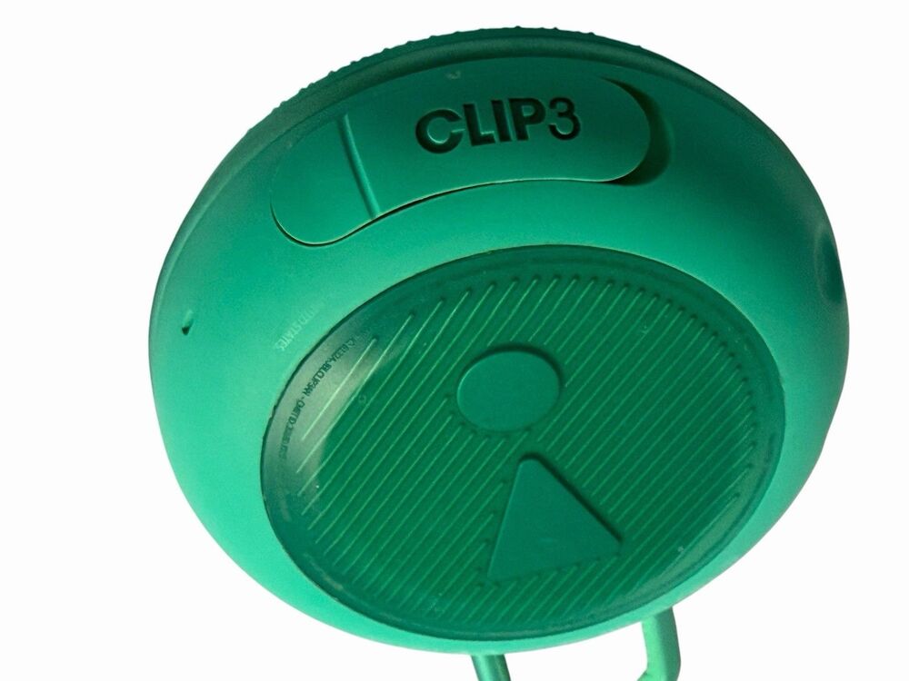 JBL Clip 3 Waterproof Bluetooth Speaker - River Teal - Picture 4 of 4